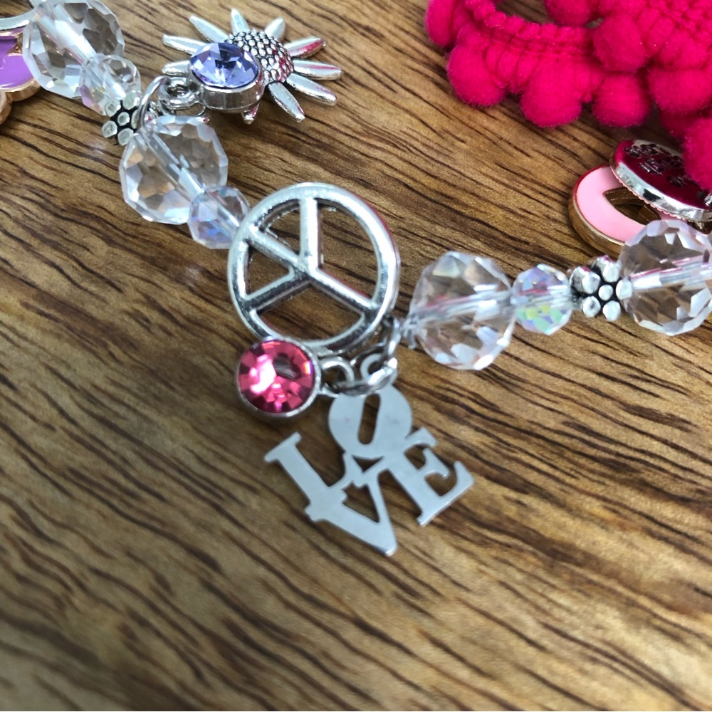 🌸Handmade Car Charm Rear Mirror “Peace” - Picture 4 of 8